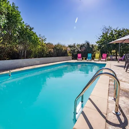 D'hotes Au Chant Des Vents ベッド・アンド・ブレックファスト 3*